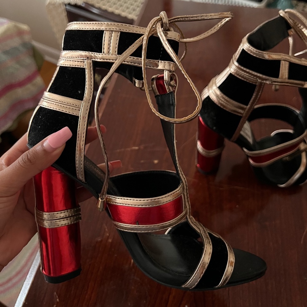 RETRO PLATFORM/CHUNKY HEELS (RARE) - CATHERINE MALANDRINO